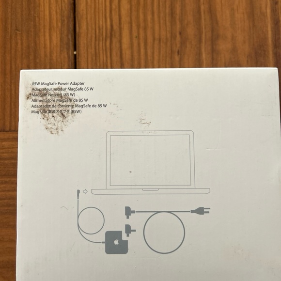 Apple 85w charger - Picture 4 of 6